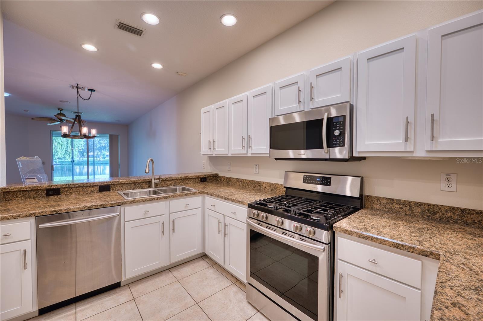 4271 Cascade Falls Dr Property Photo 5
