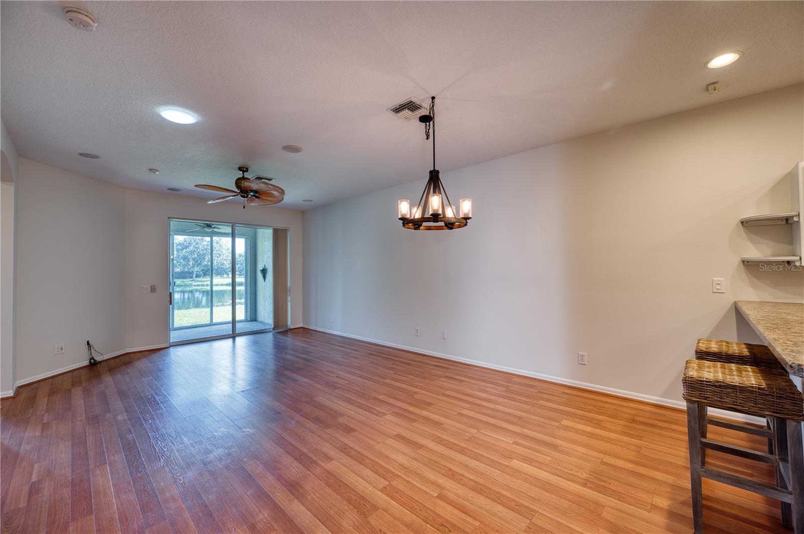 4271 Cascade Falls Dr Property Photo 12