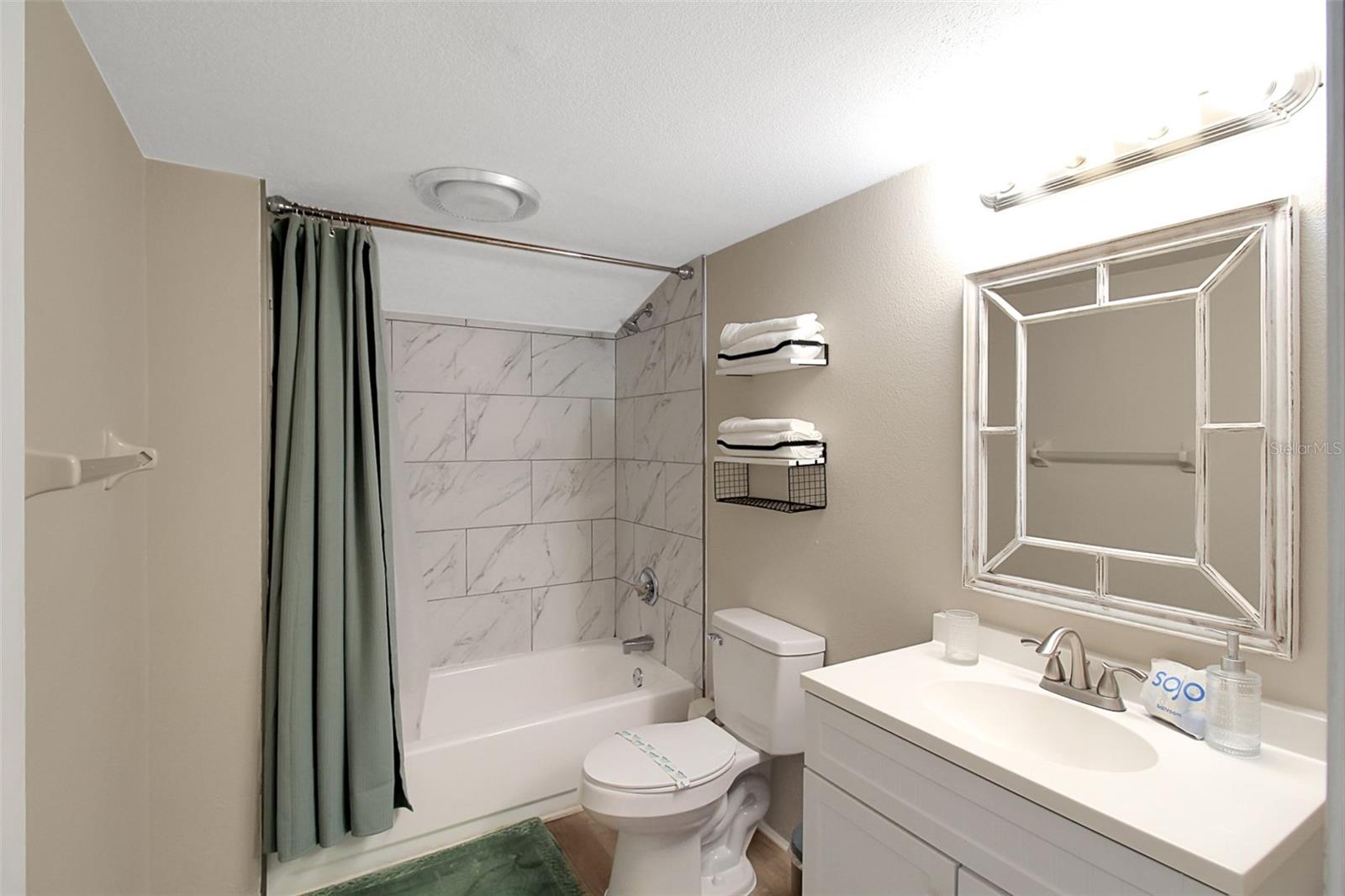 4003 Bayside Ct Property Photo 34