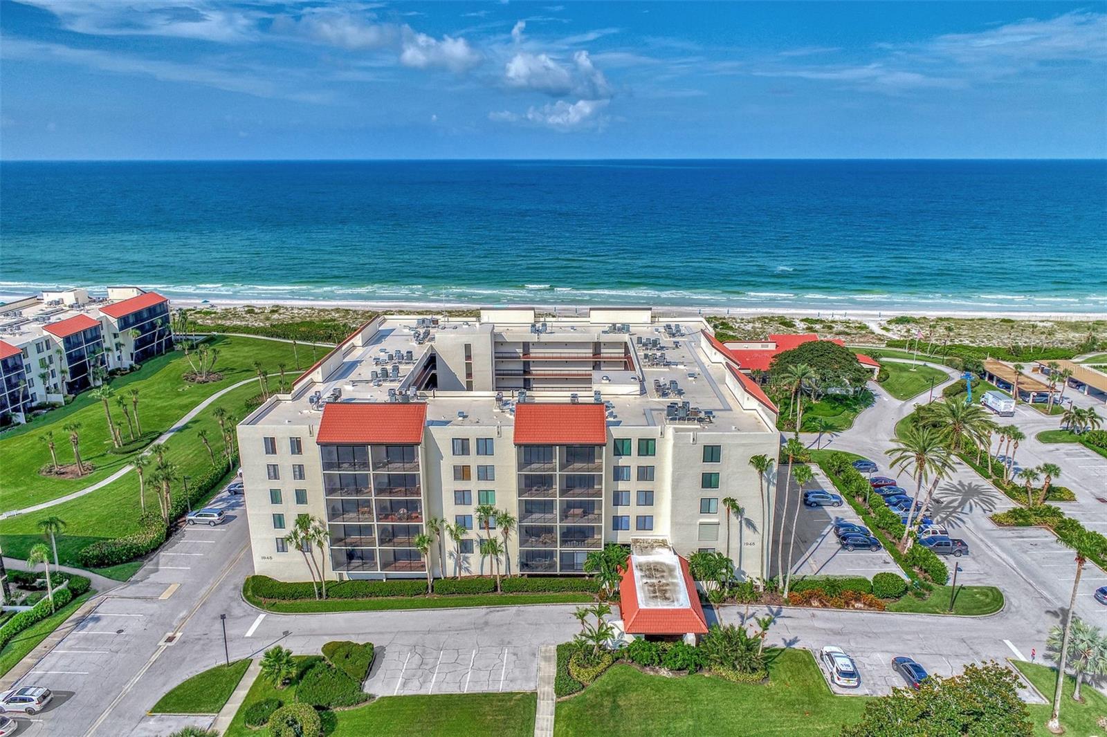 1945 GULF OF MEXICO DR #M2-414 Property Photo 1