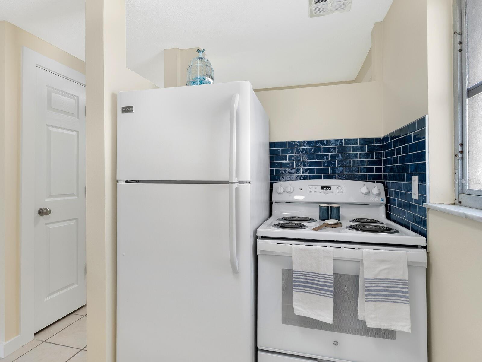 210 66th St Property Photo 12