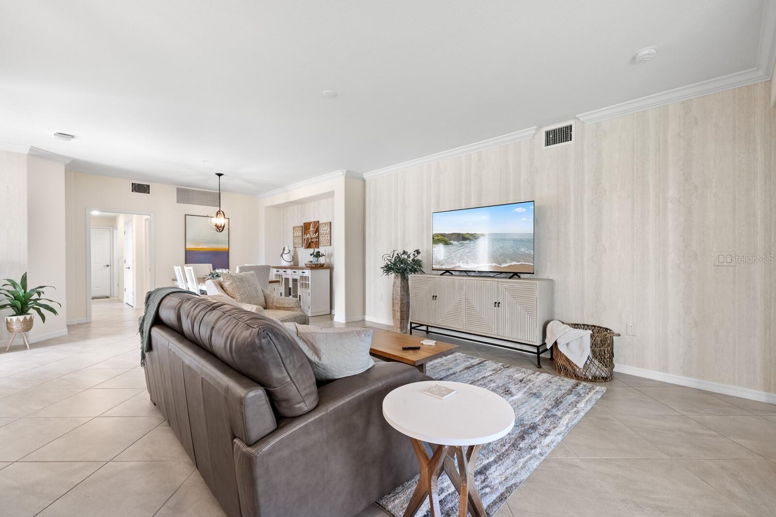 18117 Gawthrop Dr #104 Property Photo 9