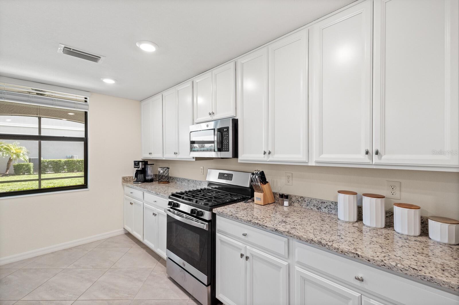18117 Gawthrop Dr #104 Property Photo 12