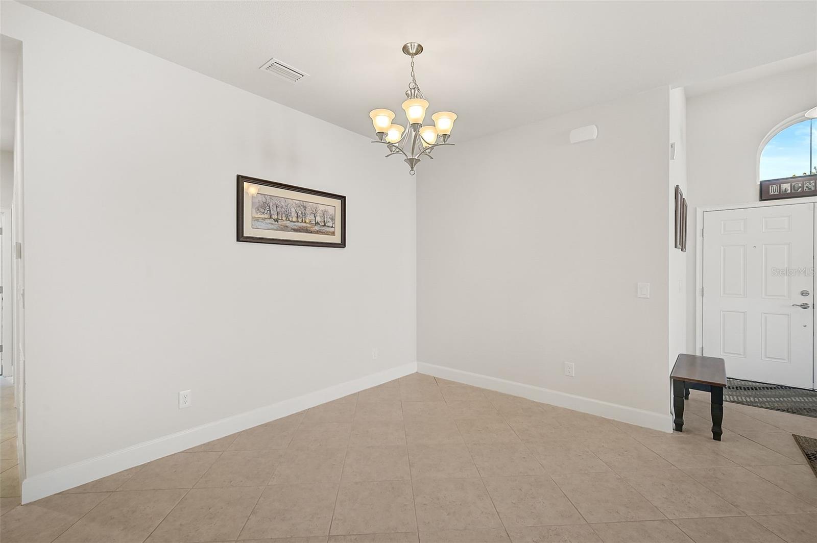 5514 69th Pl E Property Photo 6