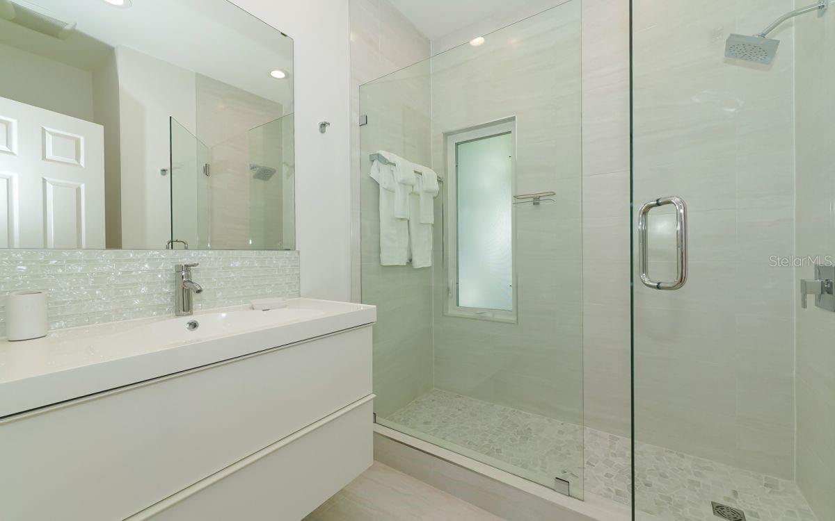 228 Van Buren Dr Property Photo 10