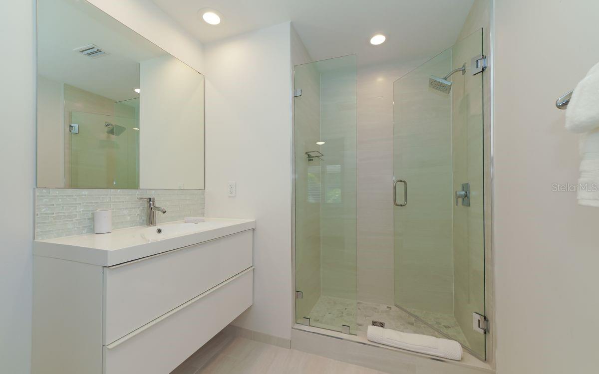228 Van Buren Dr Property Photo 13
