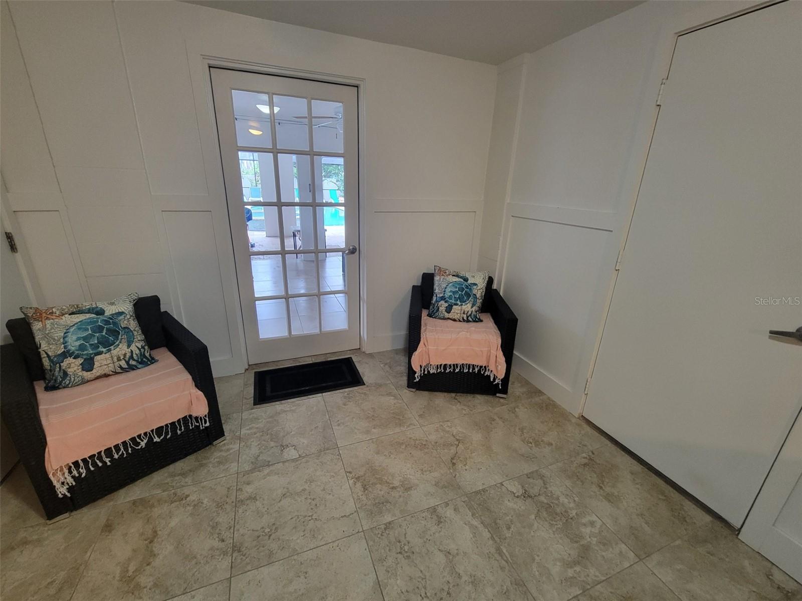 228 Van Buren Dr Property Photo 31