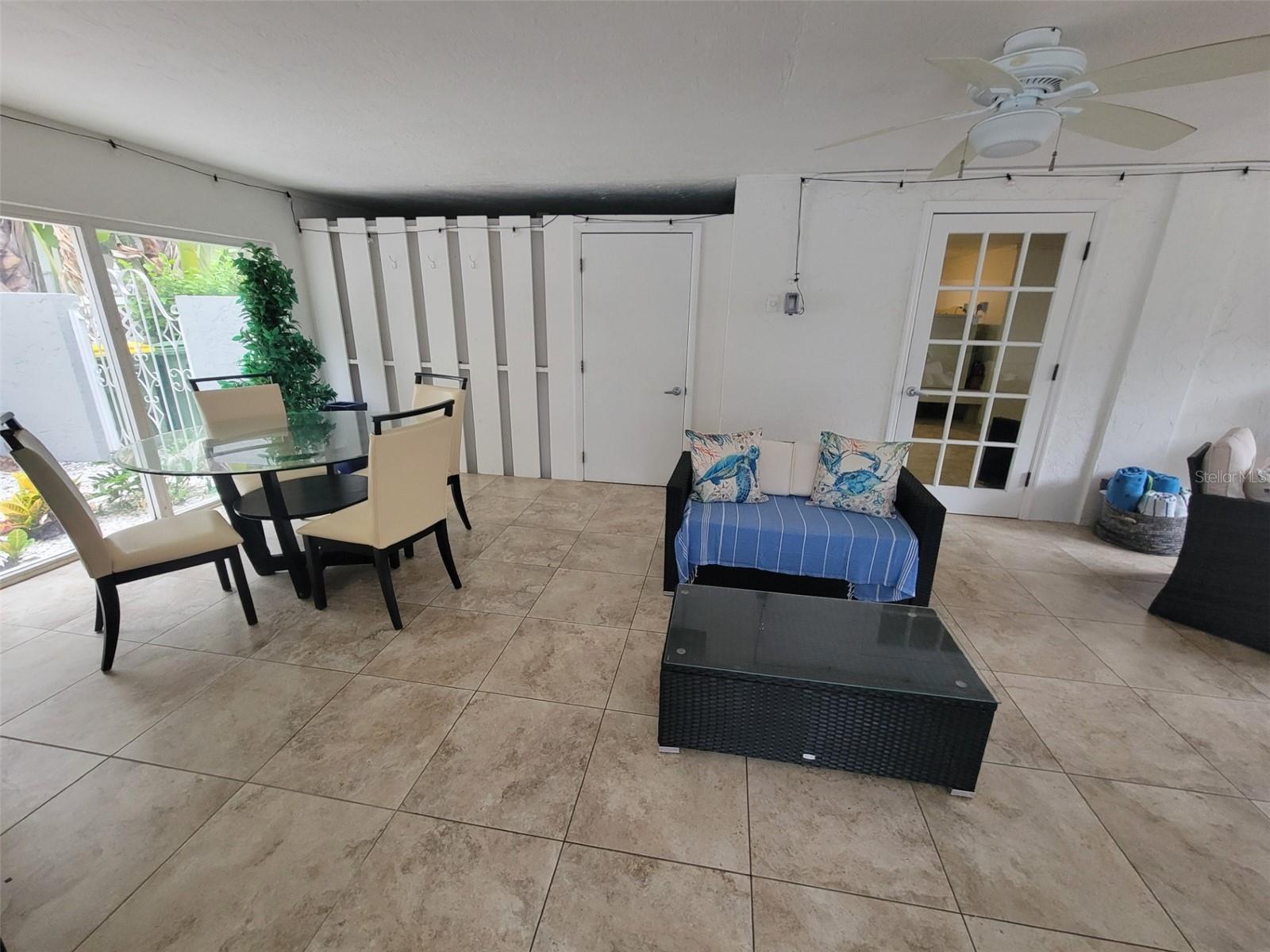 228 Van Buren Dr Property Photo 35