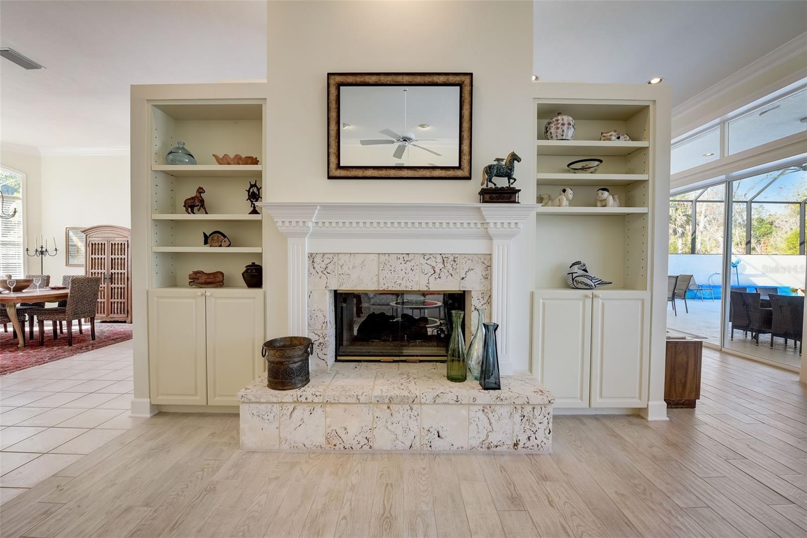 4653 Hadfield Dr Property Photo 4
