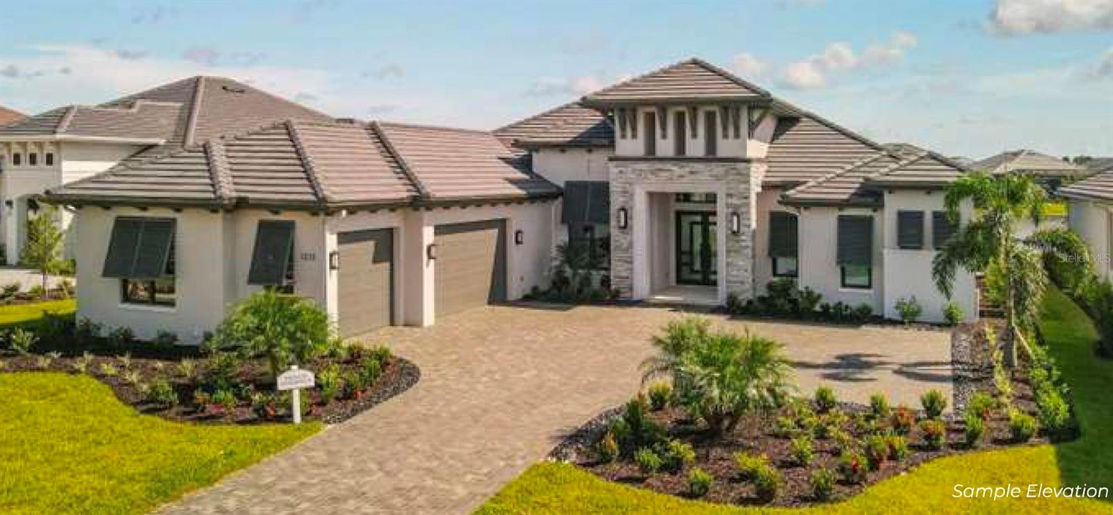 1107 Blue Shell Loop Property Photo 1