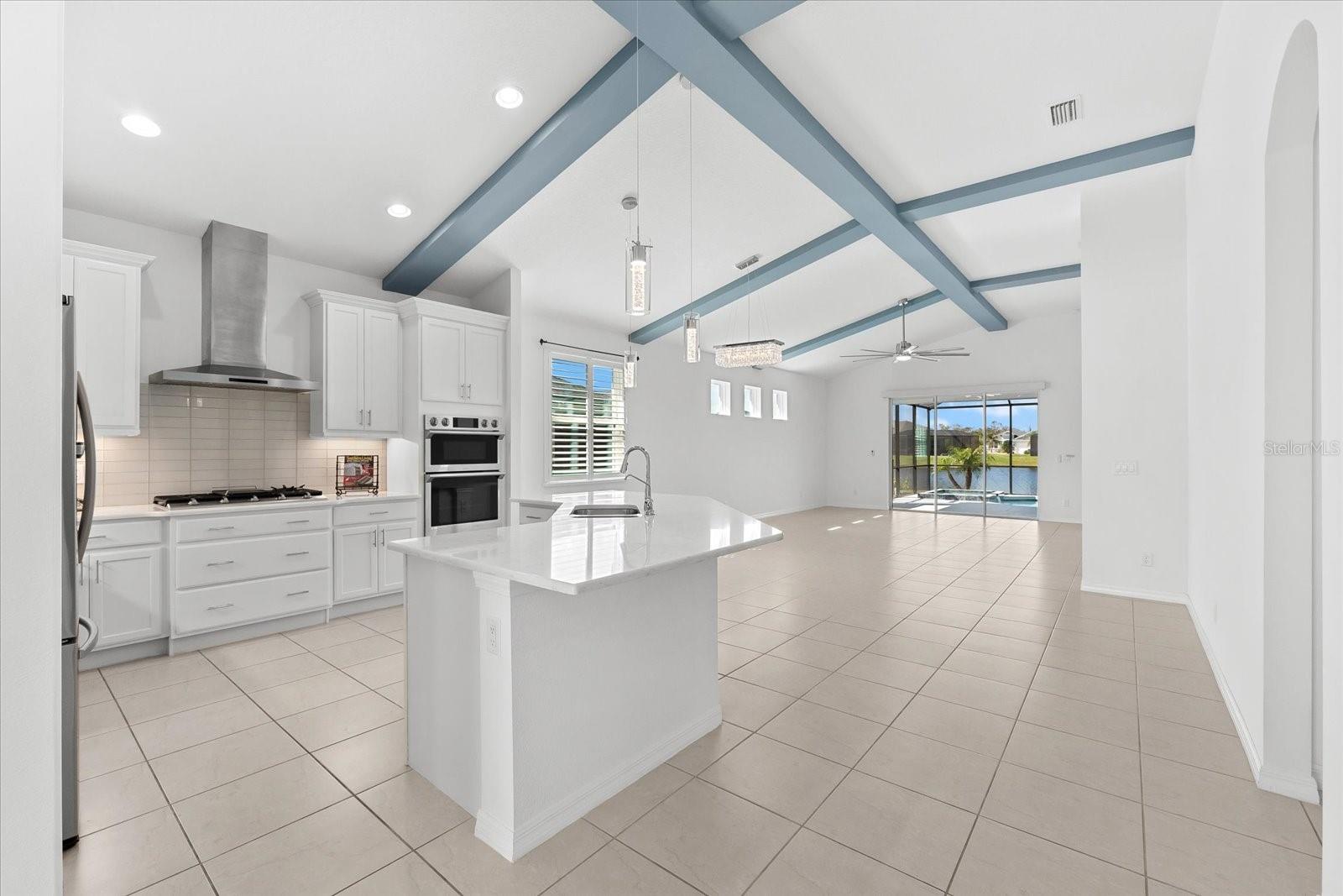 12918 Rainwashed Loop Property Photo 4