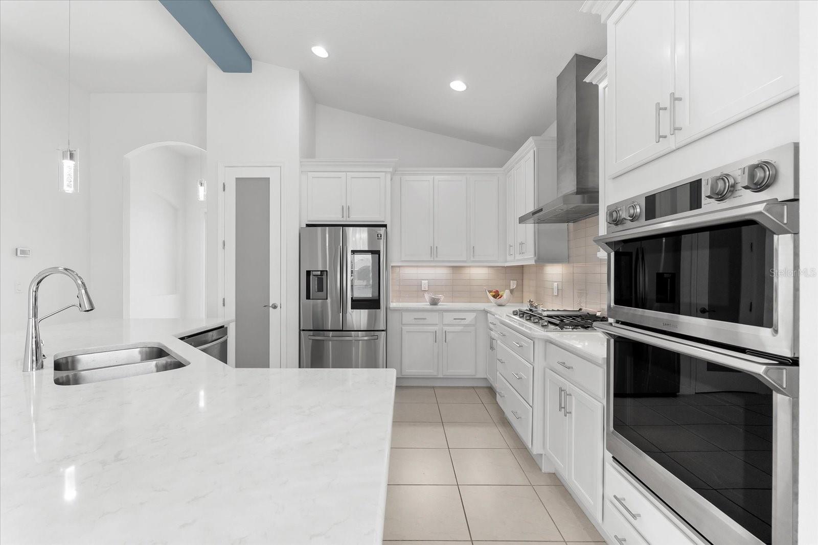 12918 Rainwashed Loop Property Photo 8