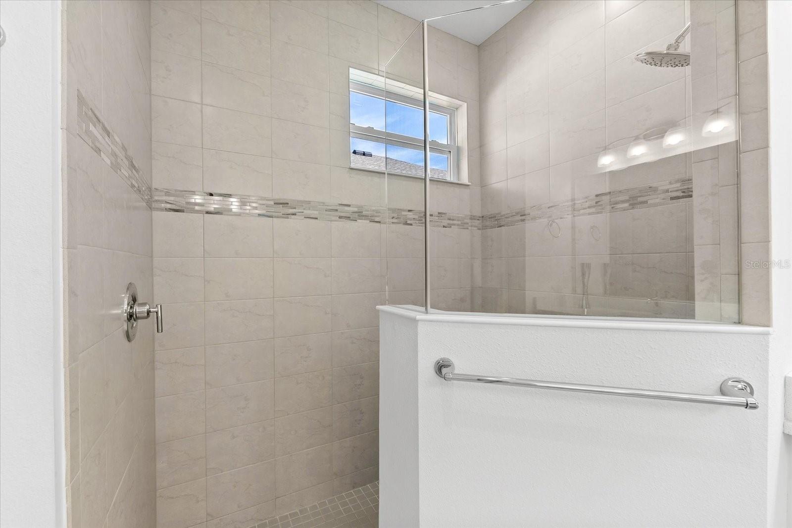 12918 Rainwashed Loop Property Photo 31