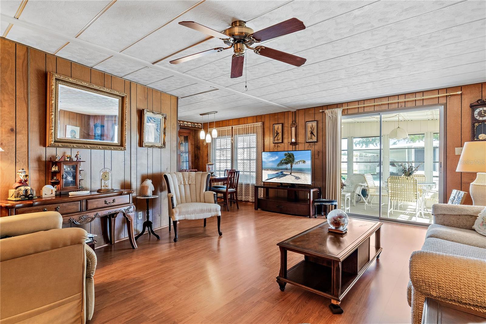3410 Spanish Oak Ter Property Photo 16