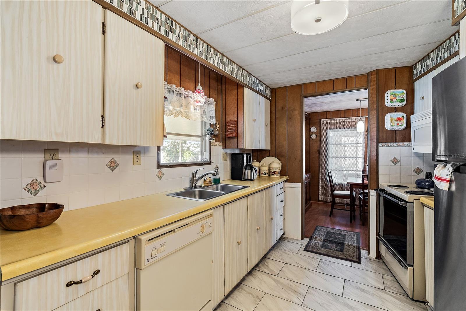 3410 Spanish Oak Ter Property Photo 19