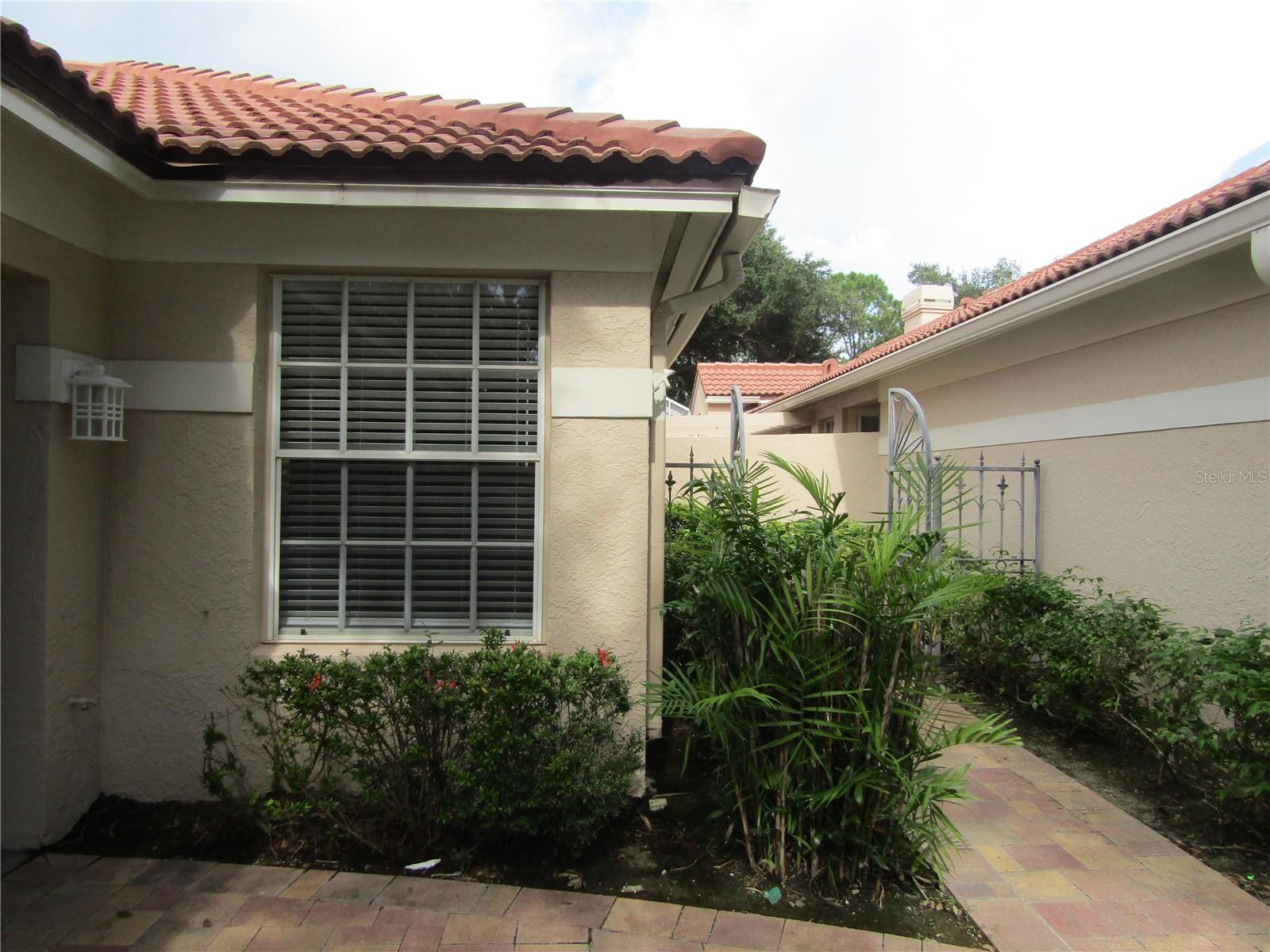 4026 Lyndhurst Ct #13 Property Photo 4