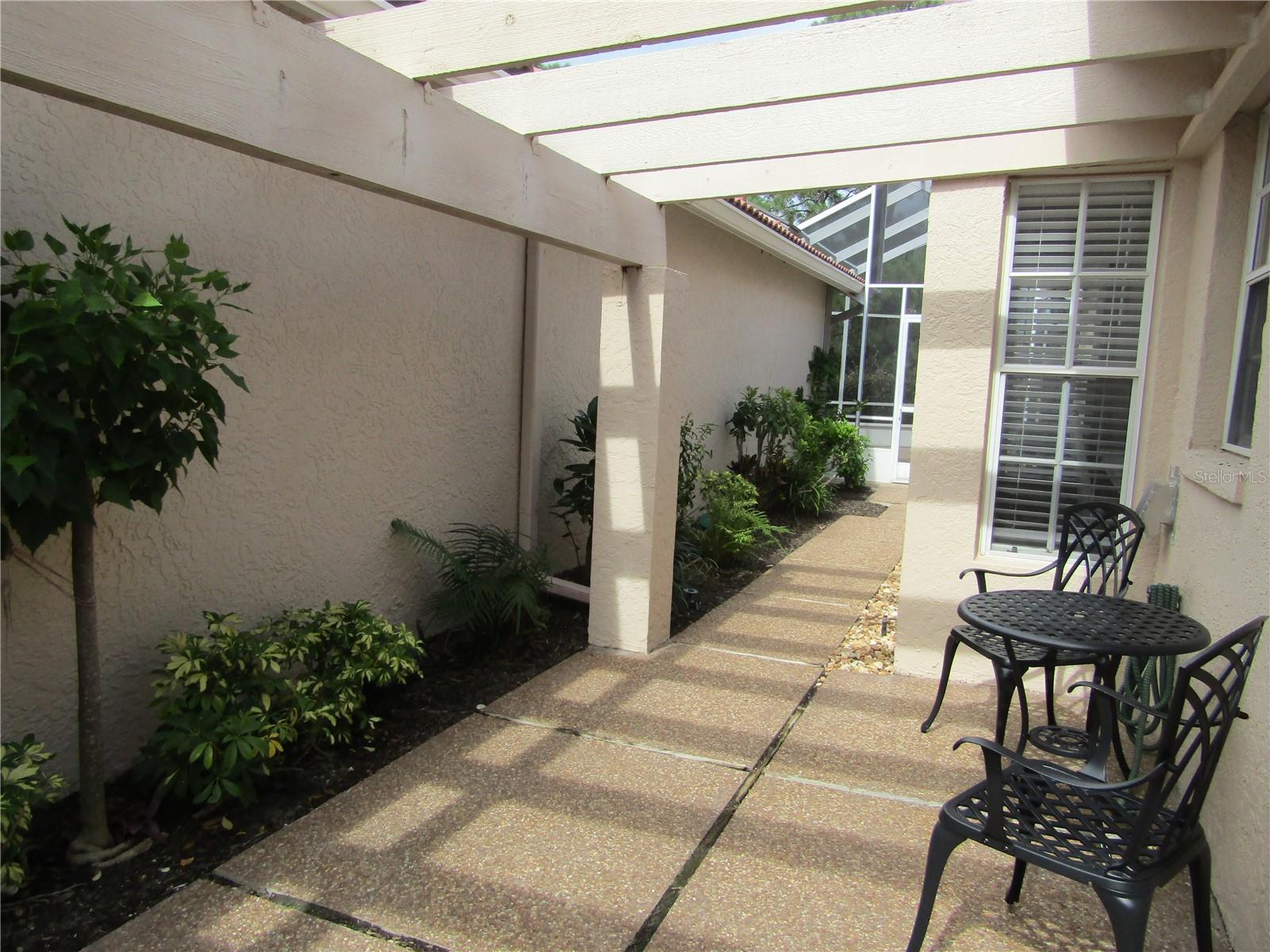 4026 Lyndhurst Ct #13 Property Photo 7