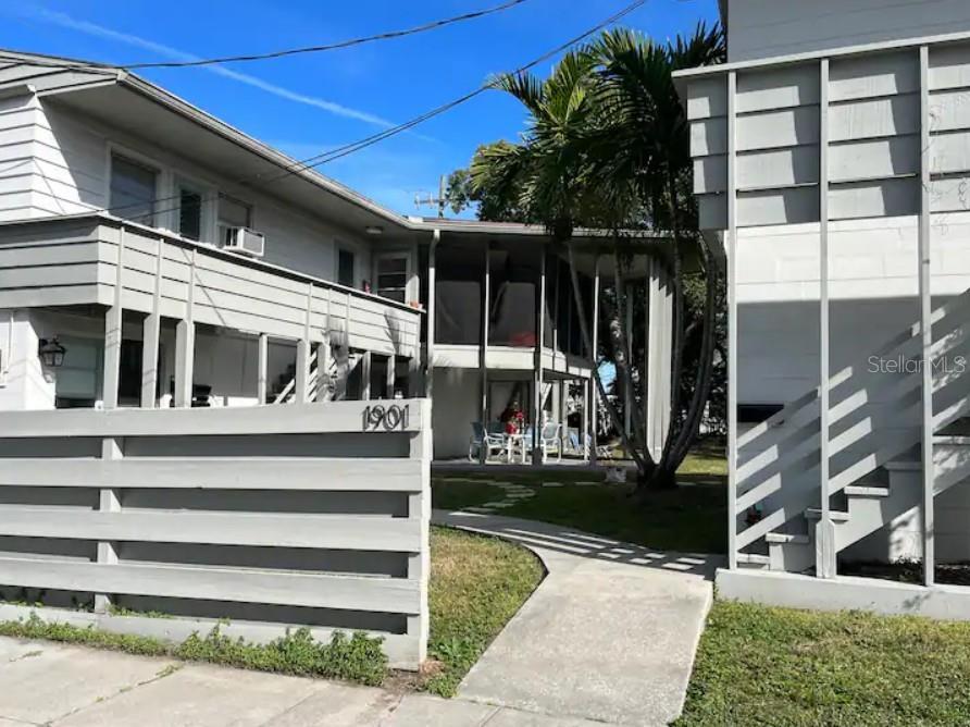 1901 Hyde Park St #g Property Photo 1