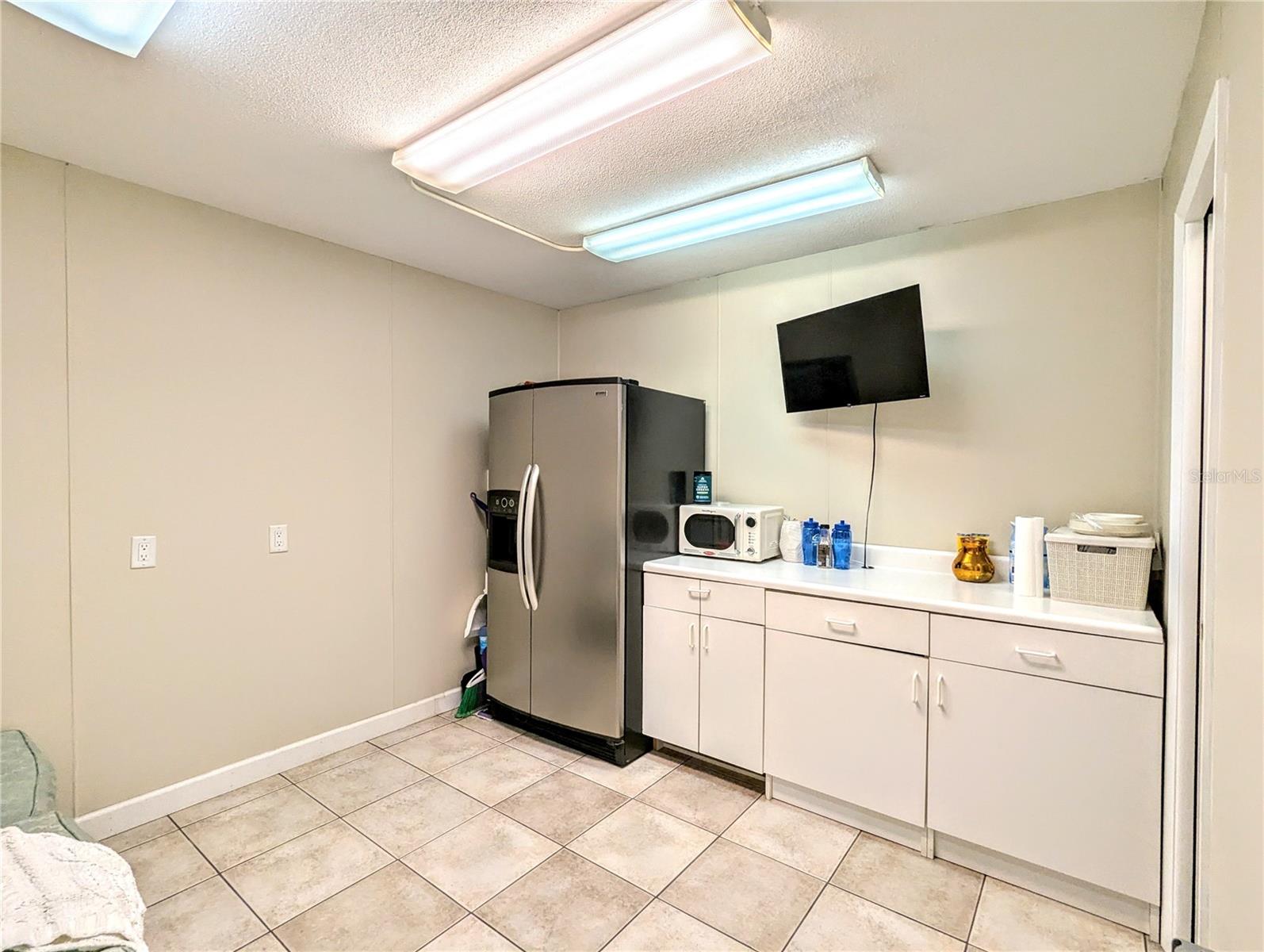 1505 60th Ave W Property Photo 2