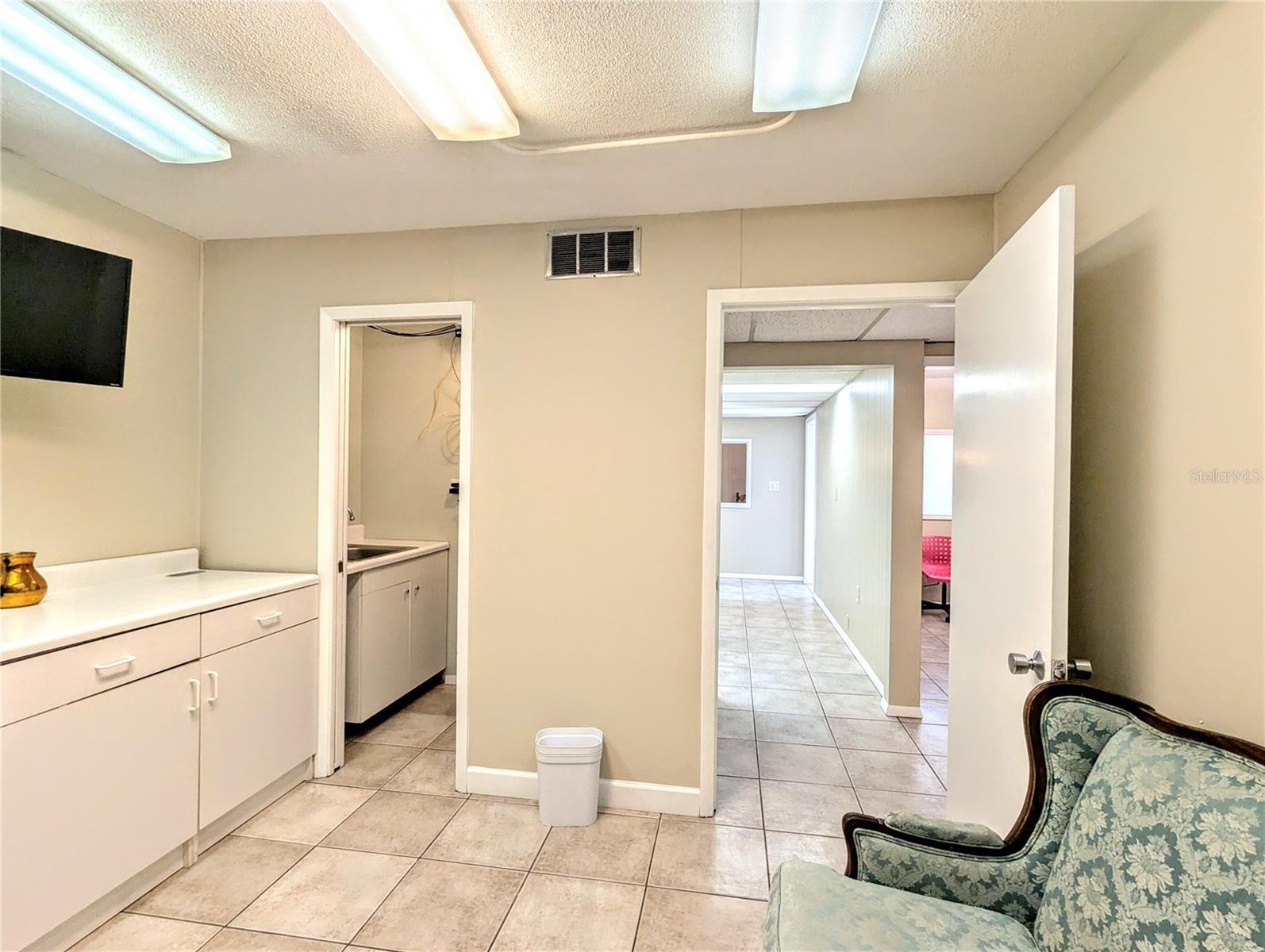 1505 60th Ave W Property Photo 6