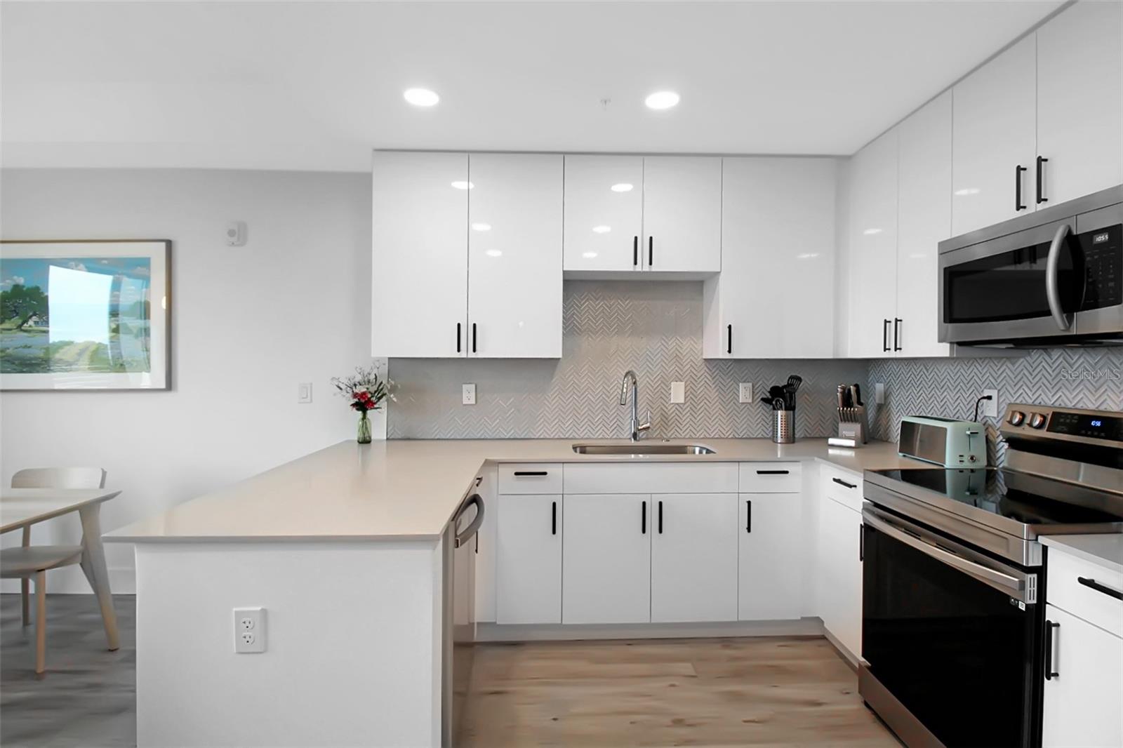 1703 N Tamiami Trl #503 Property Photo 49