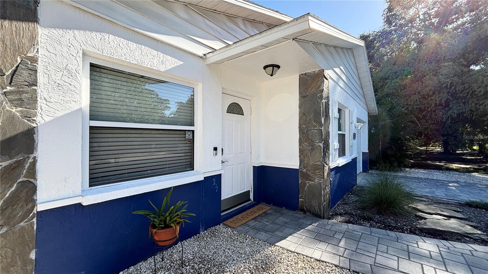 2431 Loma Linda St Property Photo 4