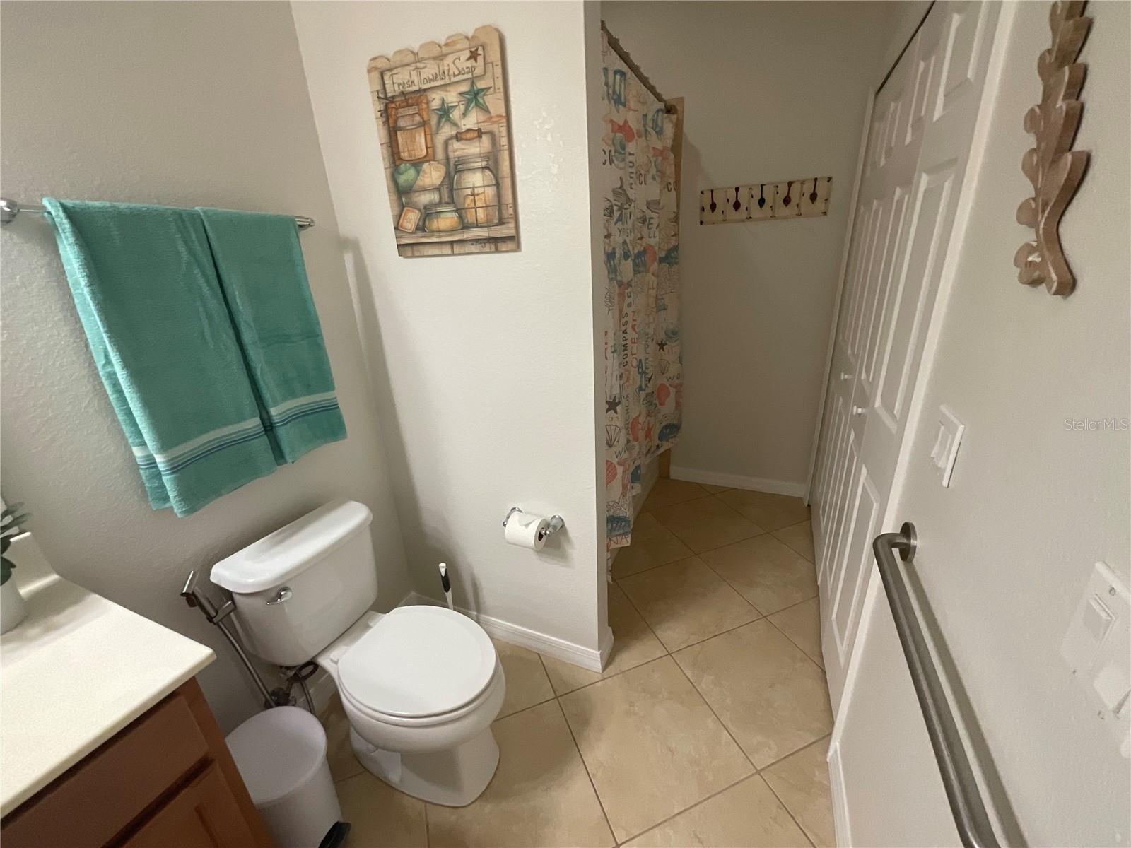 8105 Grand Estuary Trl #404 Property Photo 18