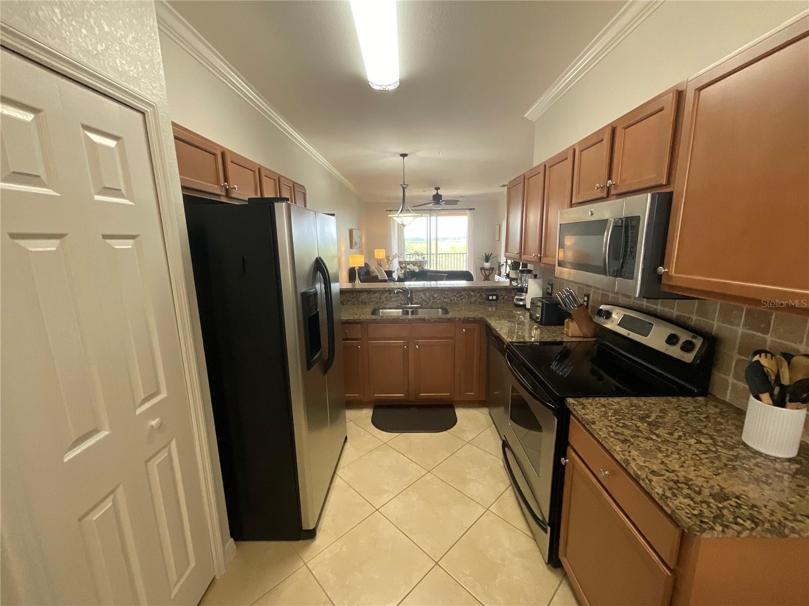 8105 Grand Estuary Trl #404 Property Photo 33