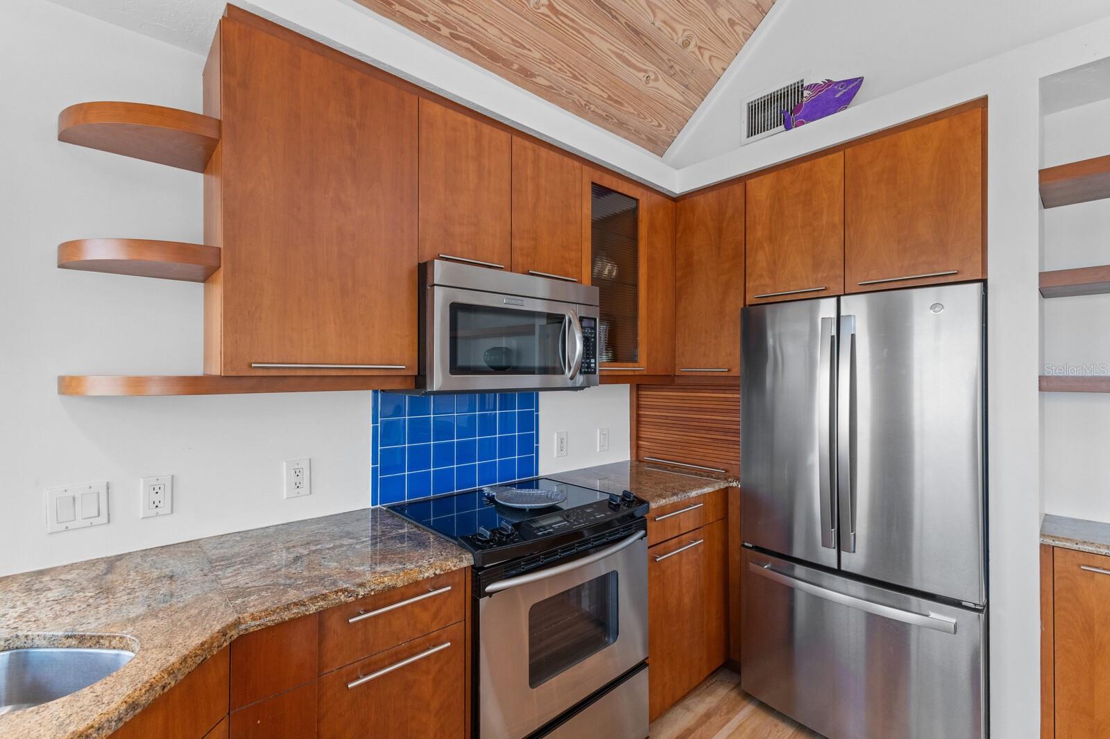 3007 Avenue F #3 Property Photo 19