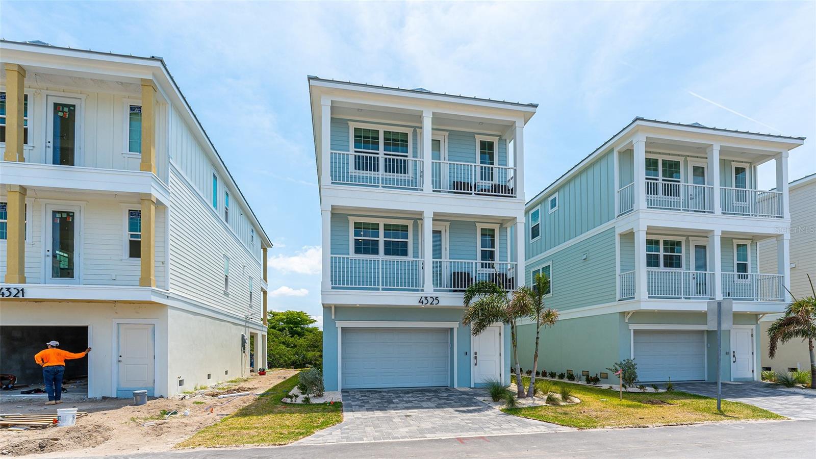 4325 MARINA VIEW WAY Property Photo 1