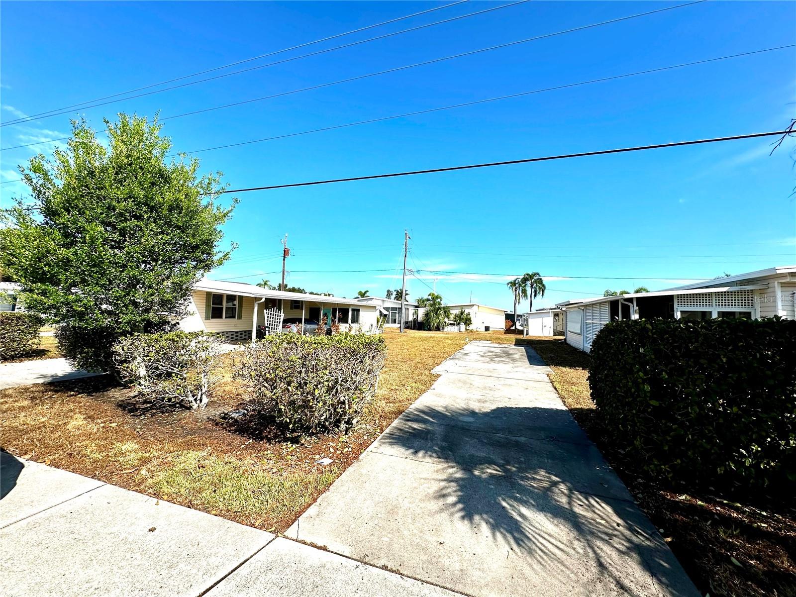 3108 10th St W Property Photo 1