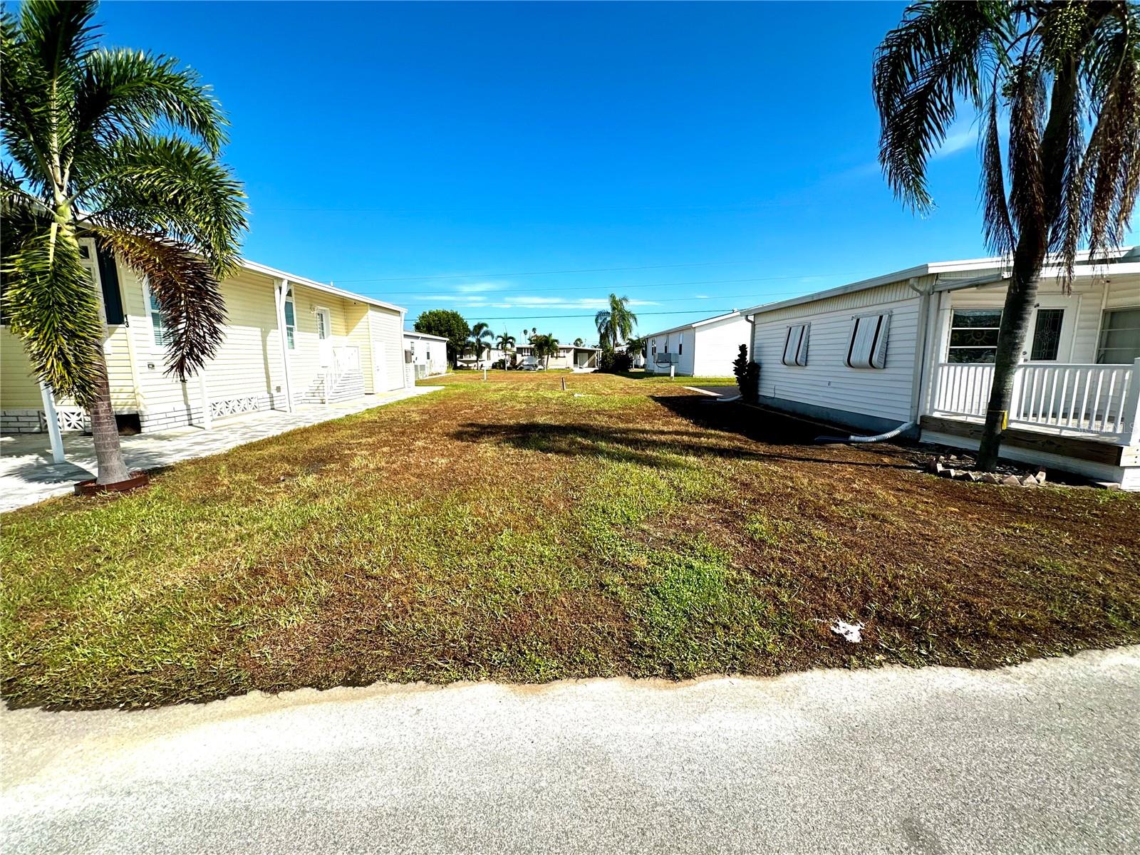15 Flores Dr Property Photo 1