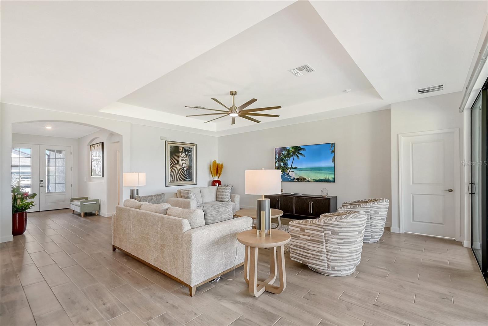 15021 Sea Salt Way Property Photo 9