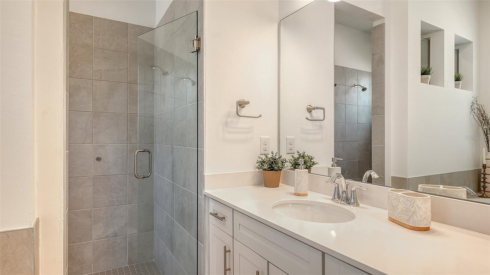 17330 Opal Sand Dr Property Photo 28
