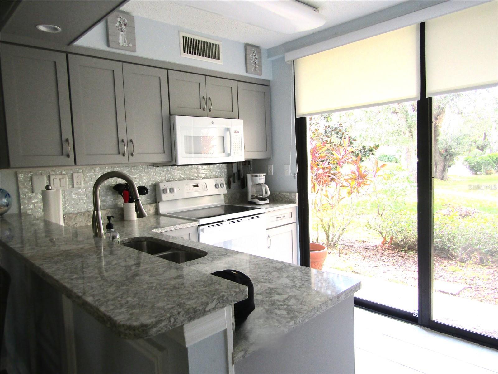 5136 Harpers Croft #11 Property Photo 4