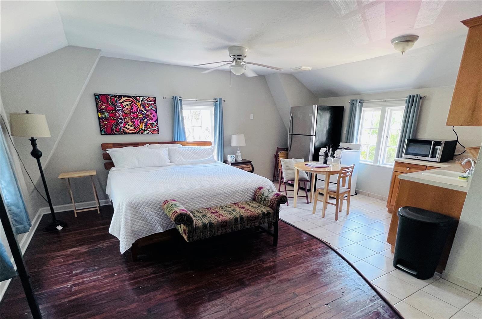 1322 N Tamiami Trl Property Photo 33
