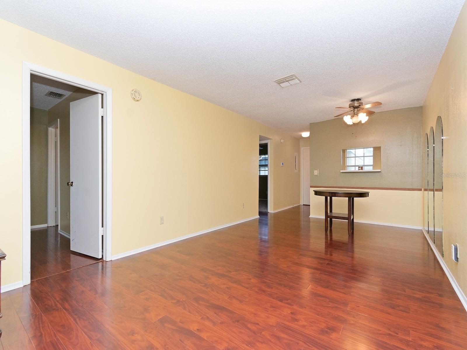 2465 Northside Dr #906 Property Photo 11