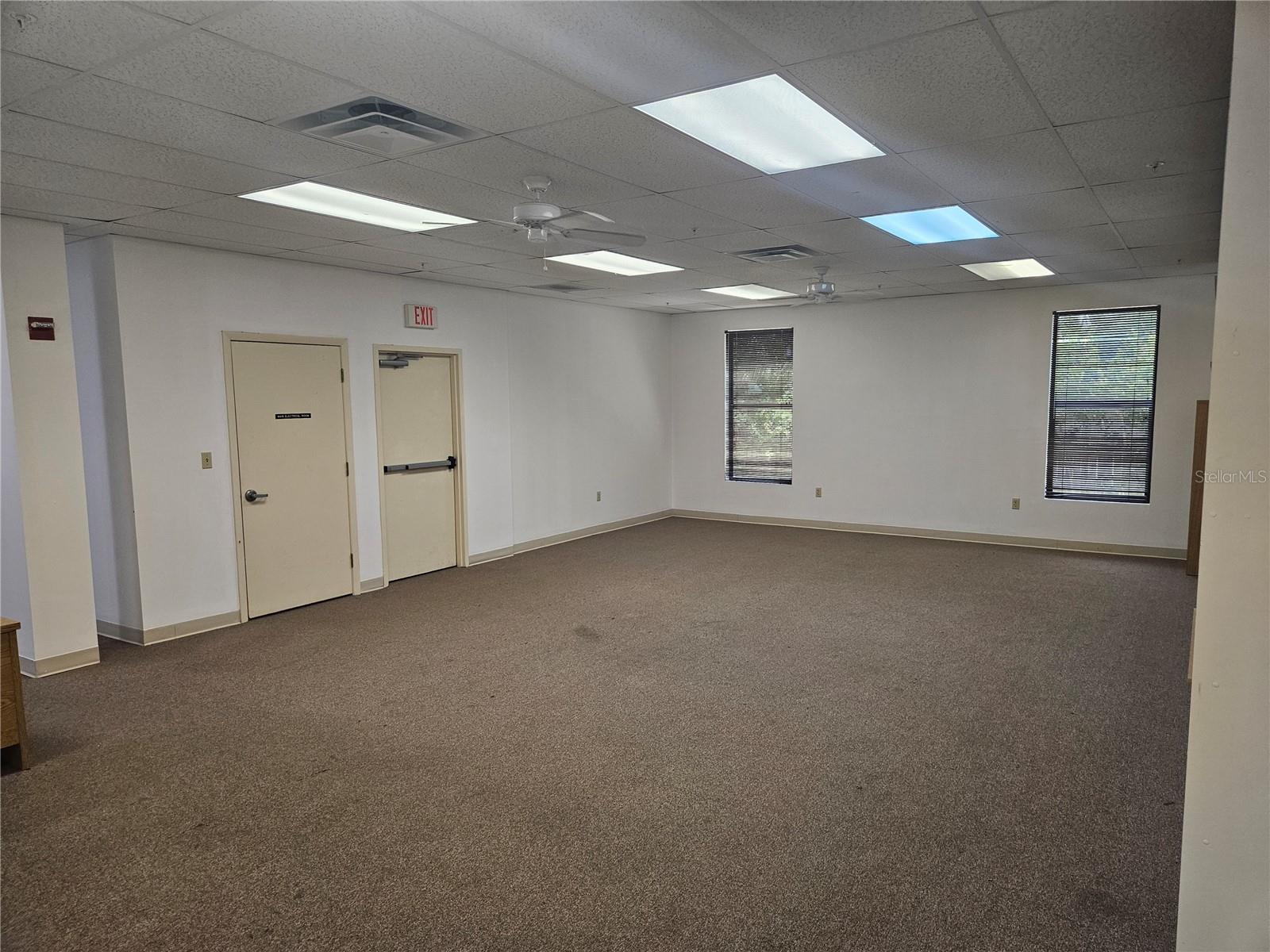 2504 Tamiami Trl N Property Photo 2