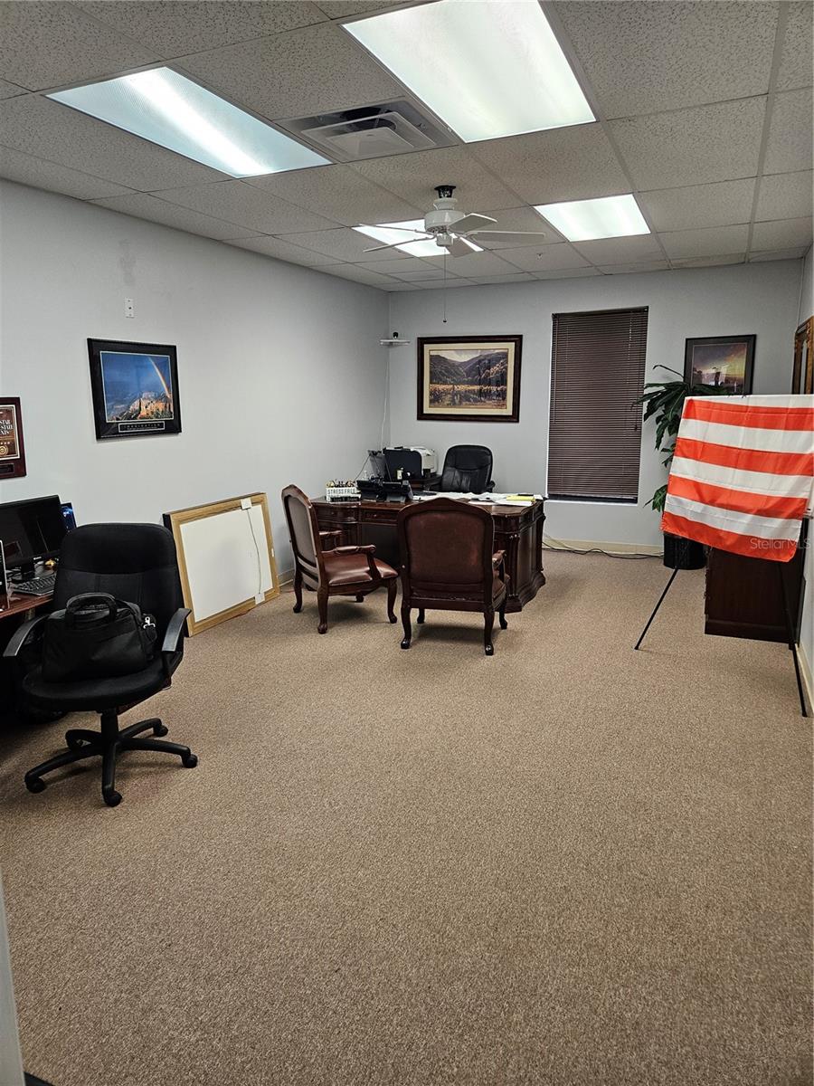 2504 Tamiami Trl N Property Photo 5