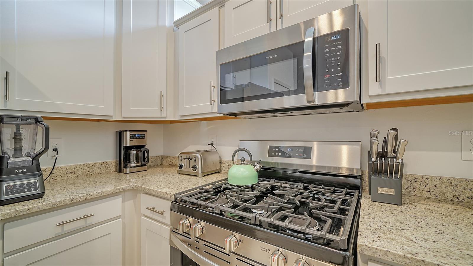 15721 Sunny Day Dr Property Photo 4