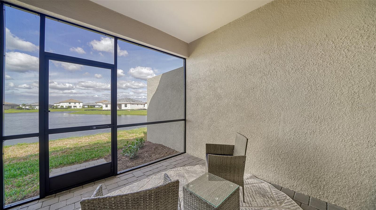 15721 Sunny Day Dr Property Photo 9