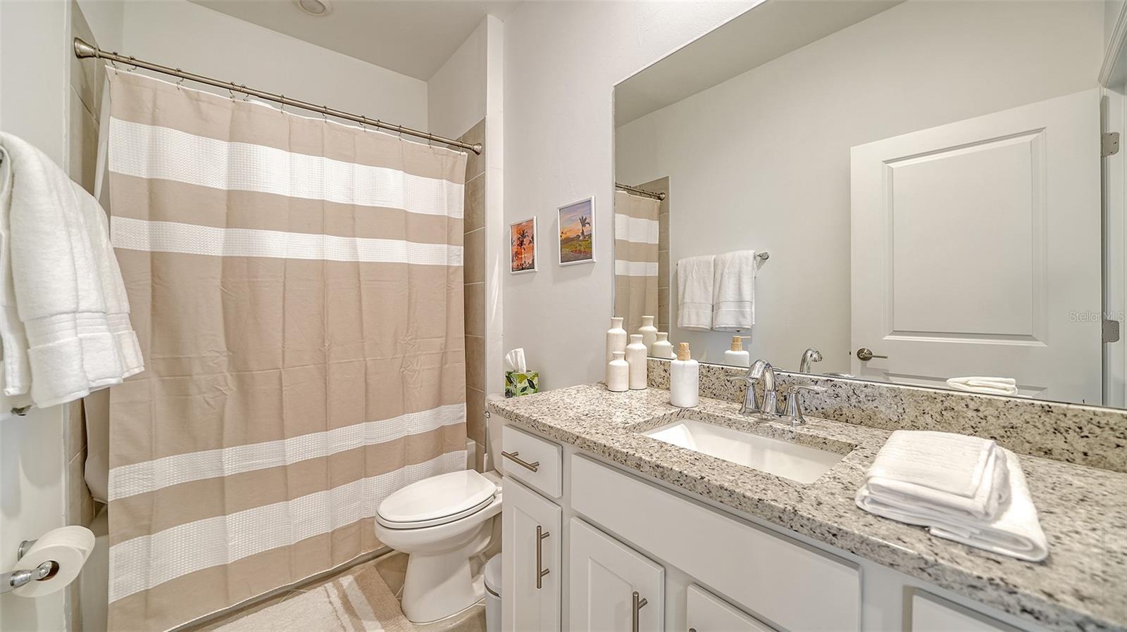 15721 Sunny Day Dr Property Photo 21
