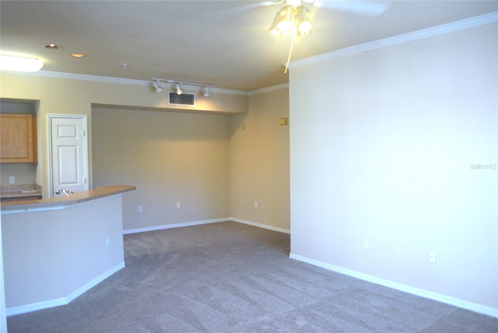 5701 Soldier Cir #104 Property Photo 11