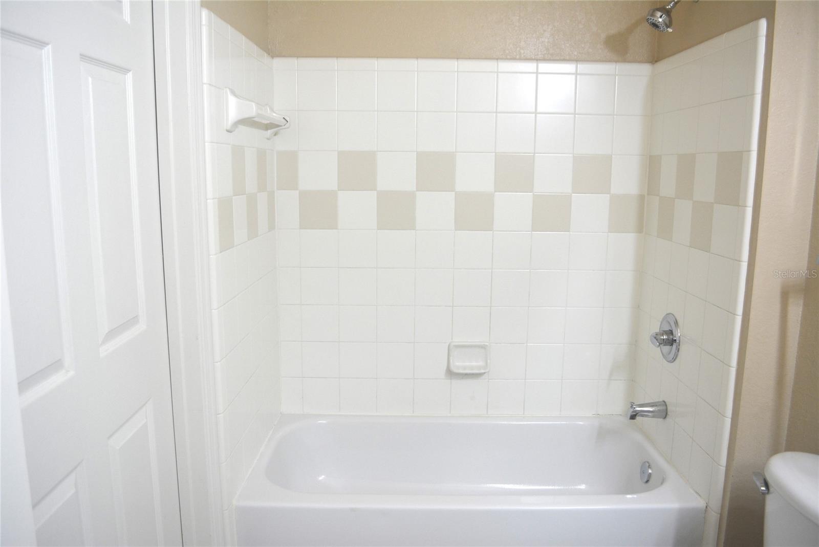 5701 Soldier Cir #104 Property Photo 32