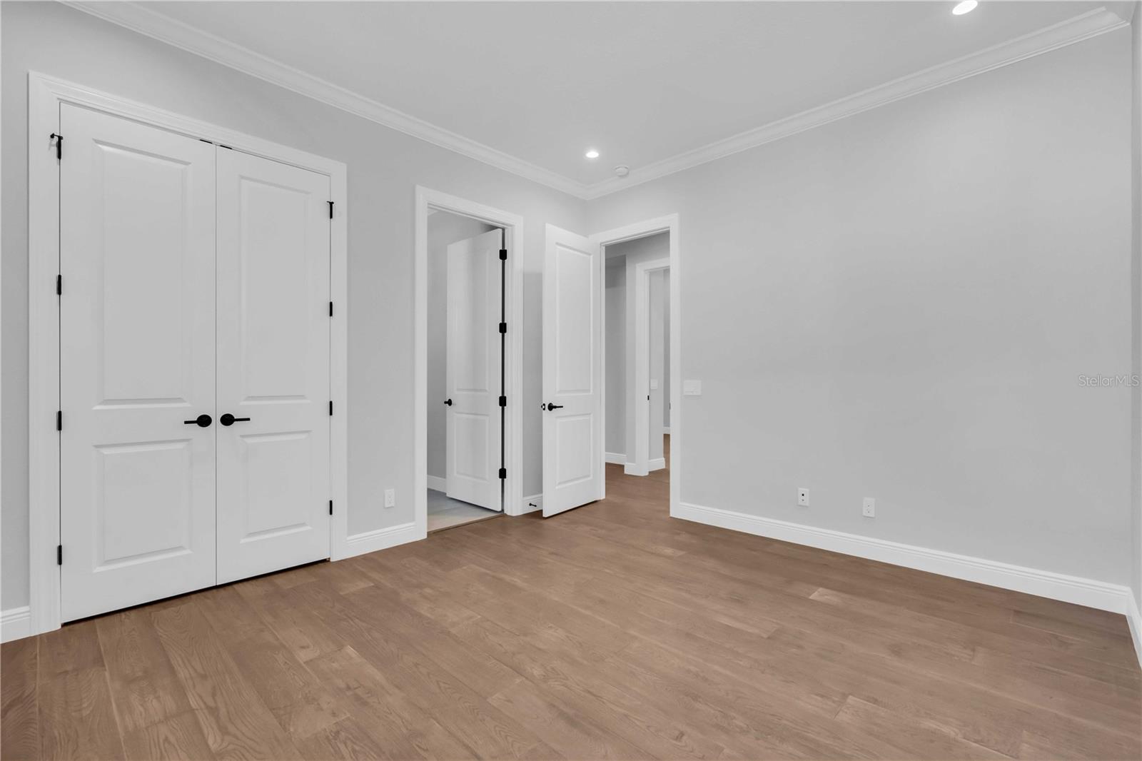 1018 Blue Shell Loop Property Photo 22