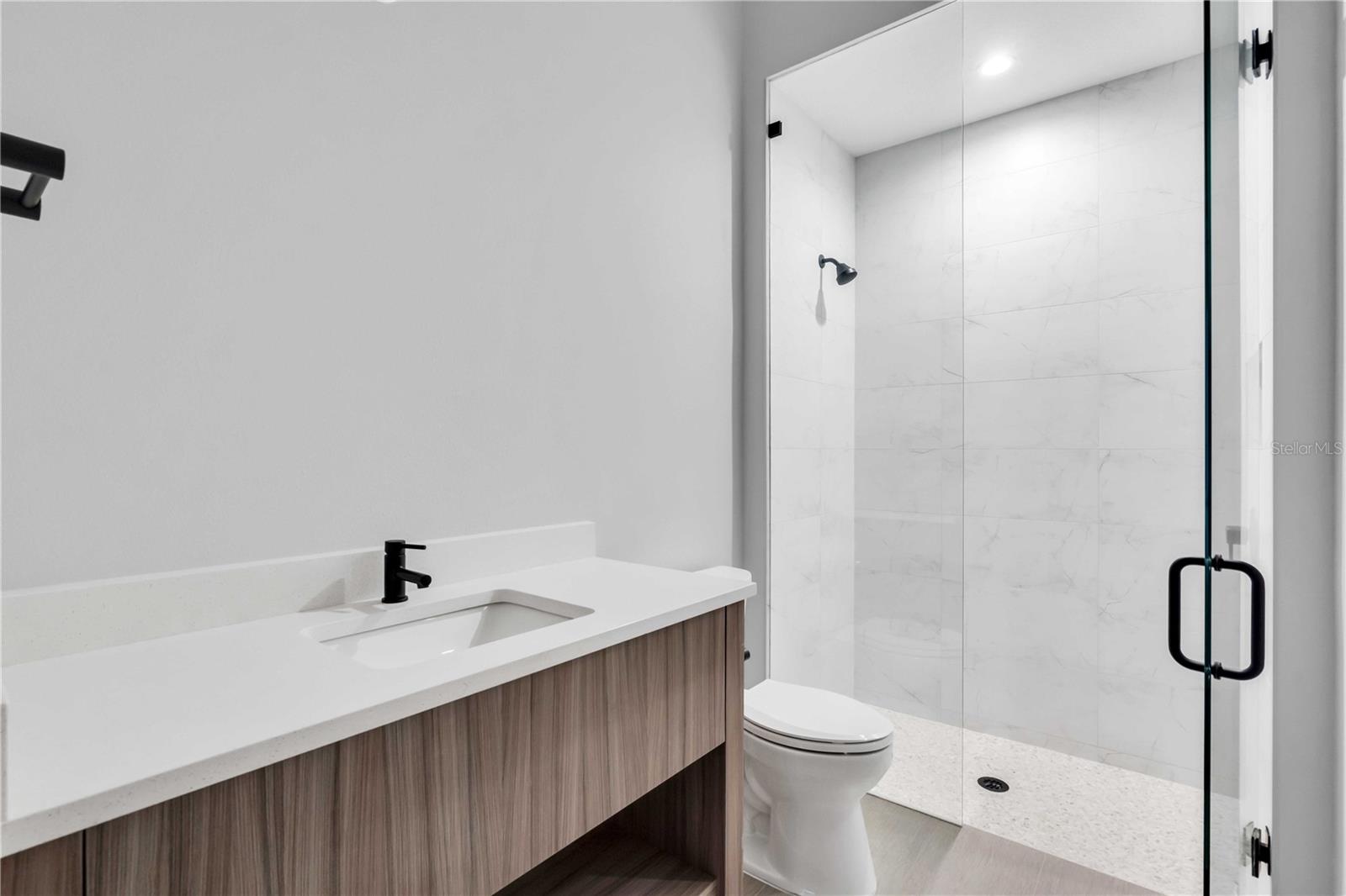 1018 Blue Shell Loop Property Photo 36