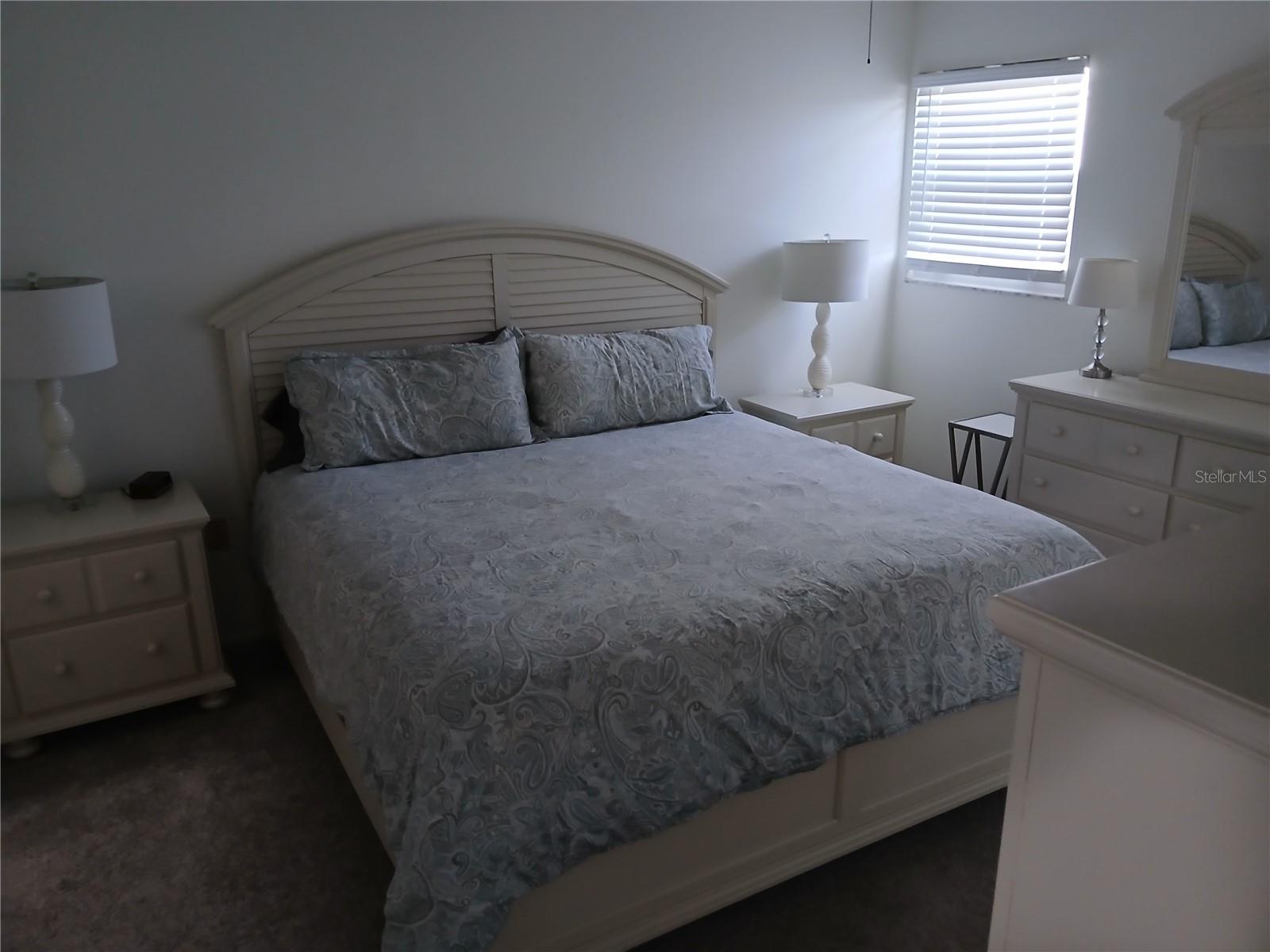 913 Waterside Ln #913 Property Photo 4
