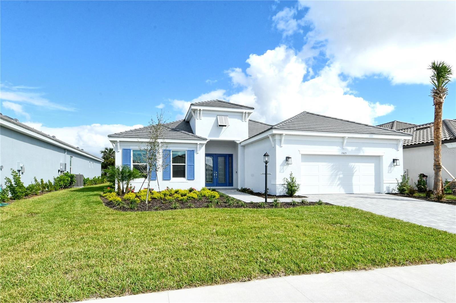 15625 San Lazzaro Ave Property Photo 3