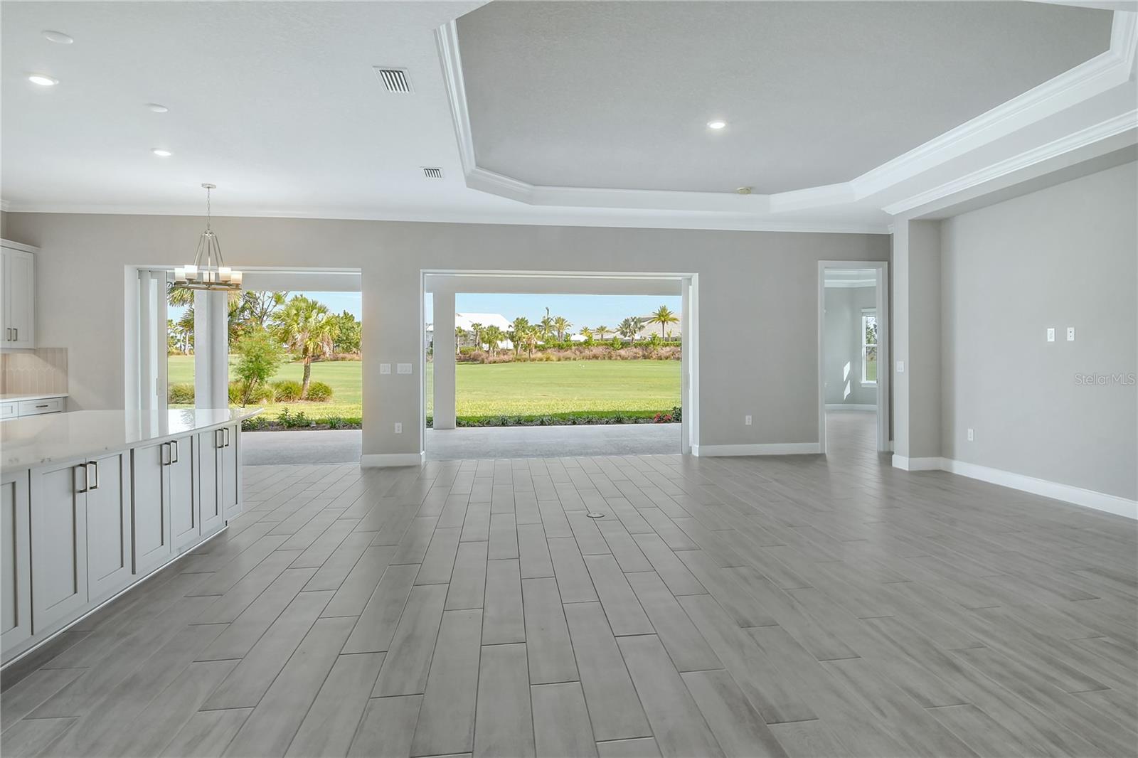 15625 San Lazzaro Ave Property Photo 10