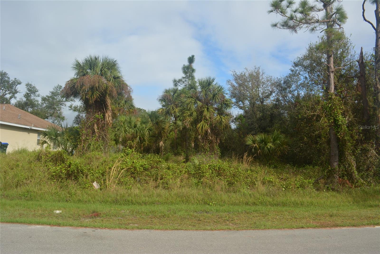 Maddock Cir Property Photo 1